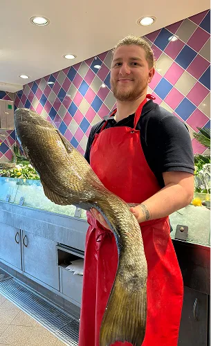 Antoine Moser, votre poissonier de proximité et traiteur à Sceaux, Hauts de Seine (92)