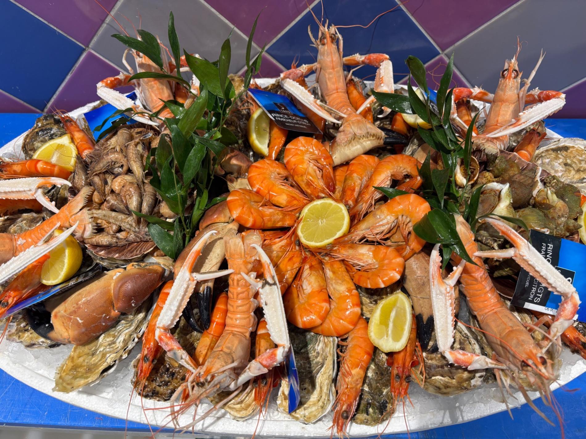 Des plateaux de fruits de mer personnalis&eacute;s toute l&rsquo;ann&eacute;e !