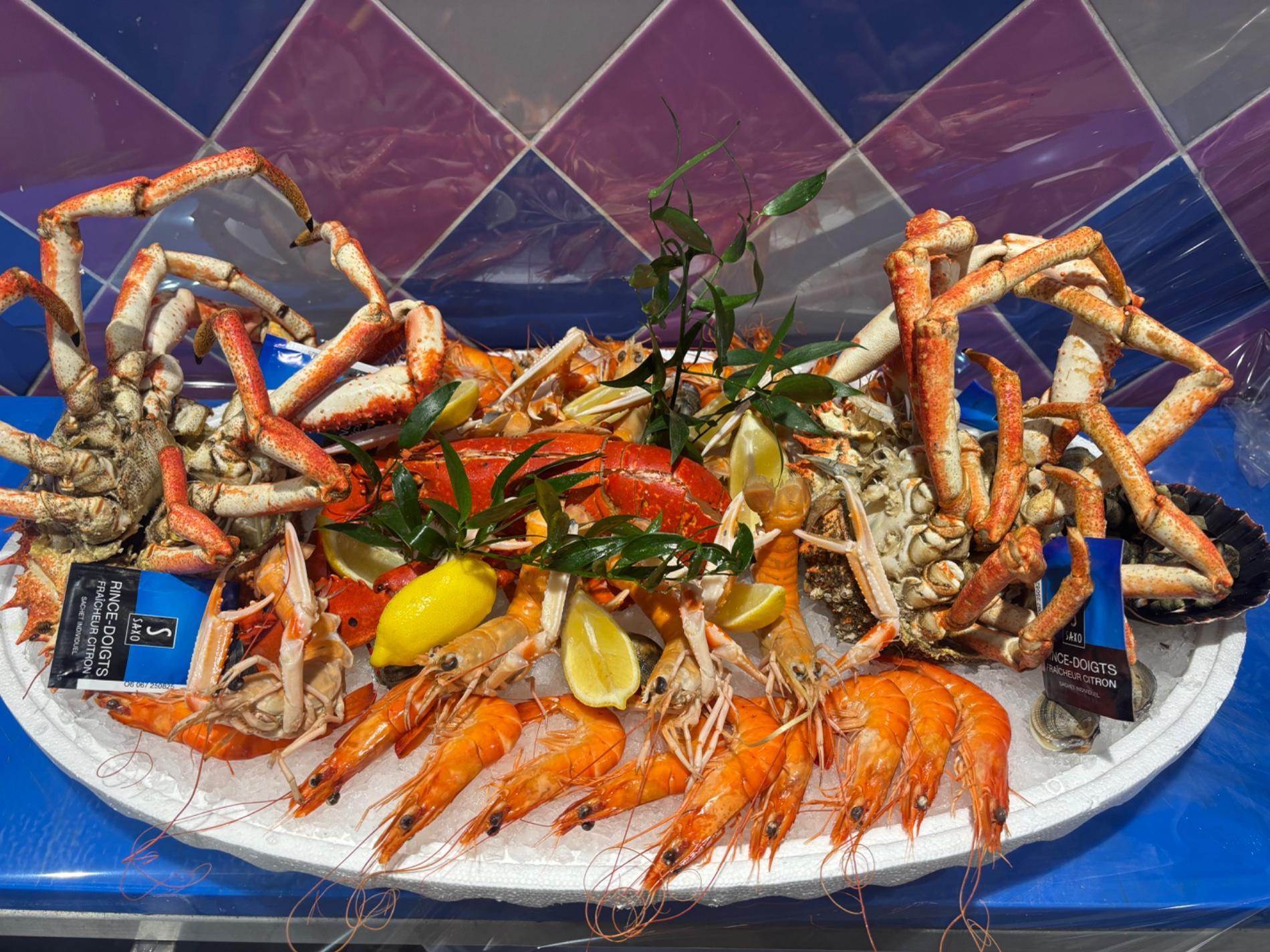 Des plateaux de fruits de mer personnalis&eacute;s toute l&rsquo;ann&eacute;e !